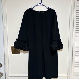 Maree pour toi Elegant Black Ruffle Sleeve Dress